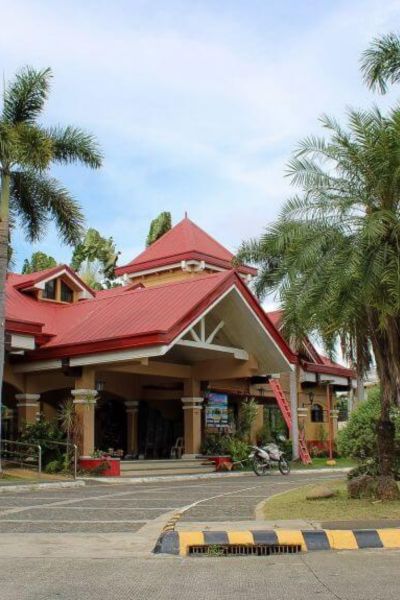 Hillsborough Pointe Village Clubhouse